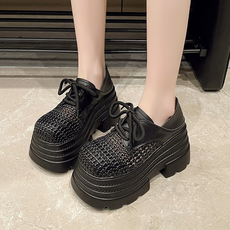 新 2025 女性の中空レザースニーカー高プラットフォームレ - Leather Sneaker Care Kit のレビューと価格